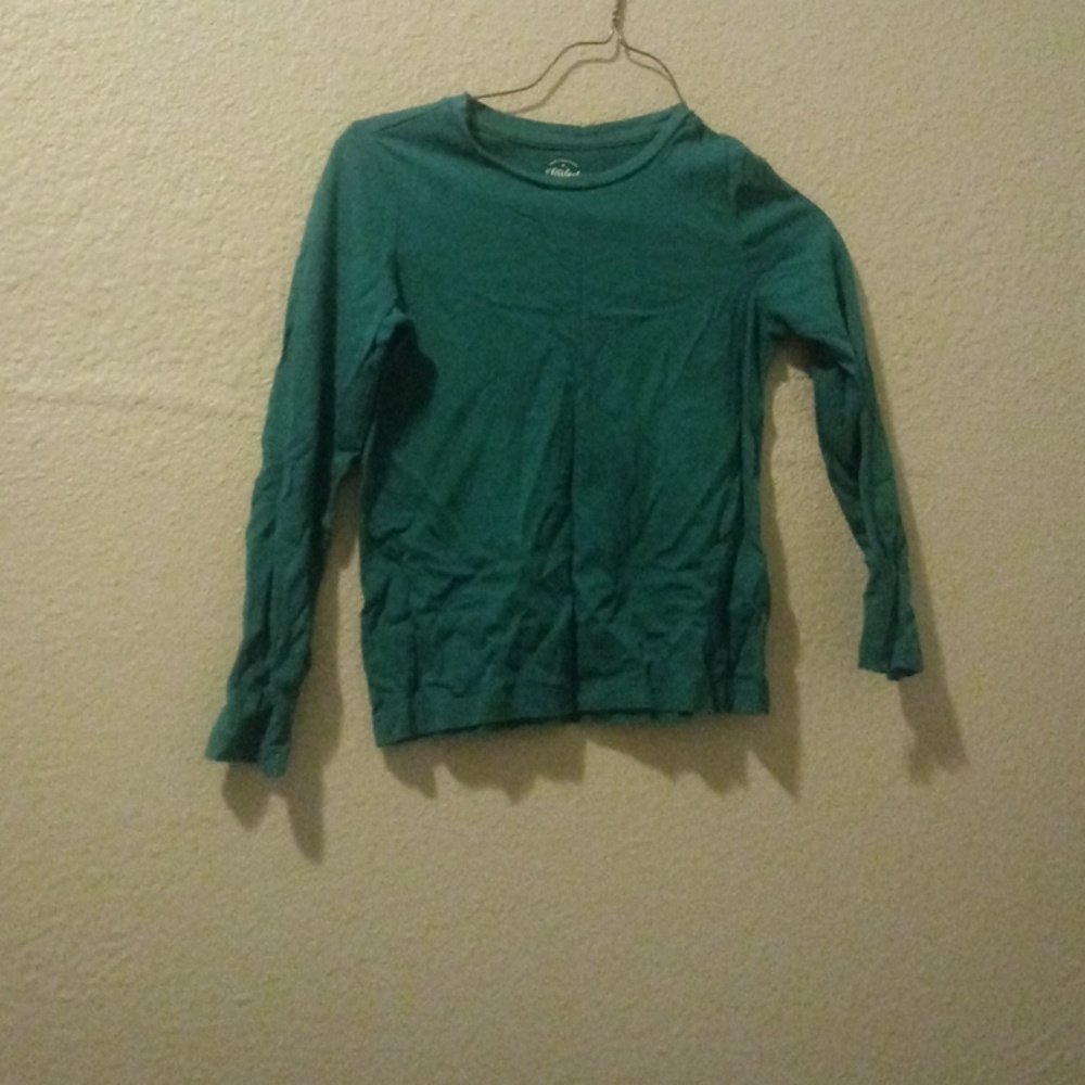 Girl's shirt